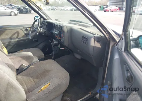 1994 Chevrolet S Truck S10 из США, поврежденный, VIN 1GCCS14ZXRK132710